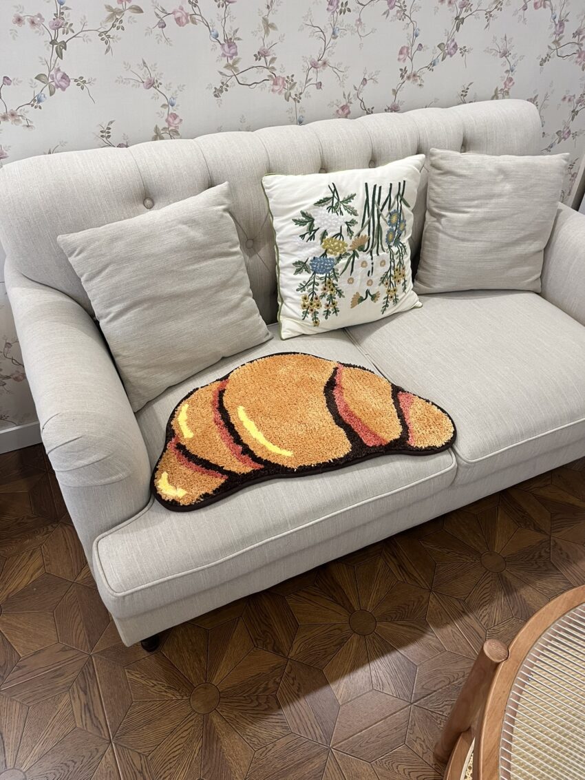 Croissant Shaped Tufted Rug – Fluffy Bread Mat for Bathroom & Living Room Decor